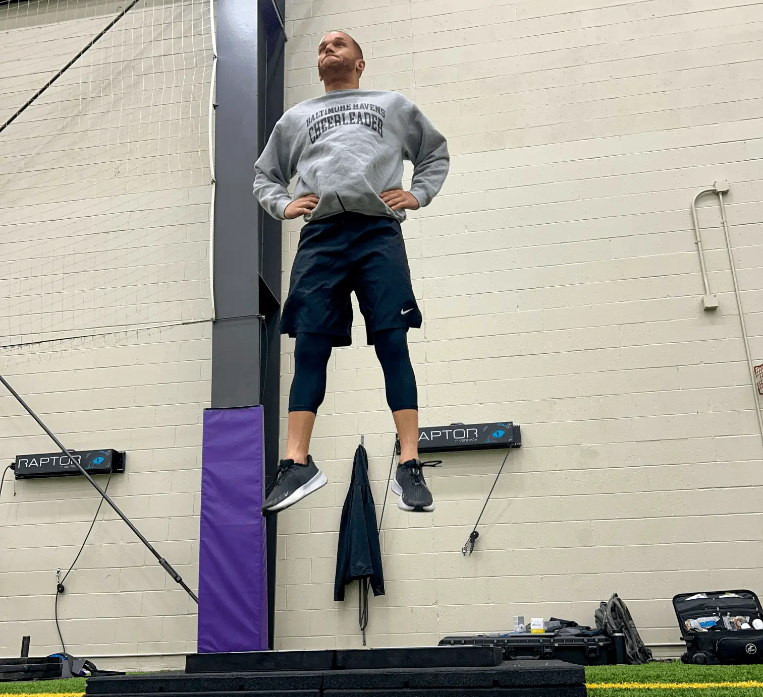 Cheer athlete performing a CMJ on ForceDecks.